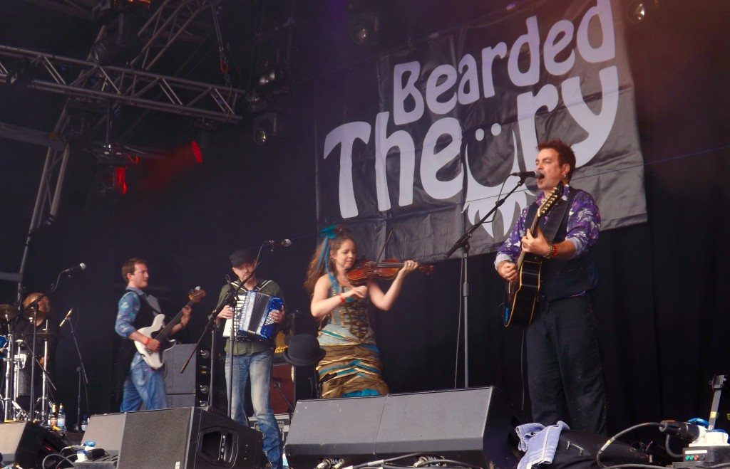 3 daft monkeys at Bearded Theory