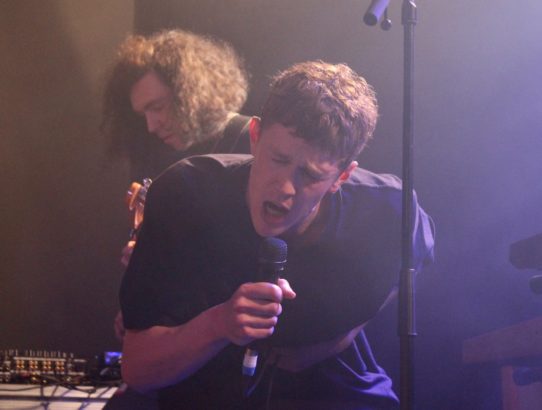 W H lung perform at Oslo, Hackney