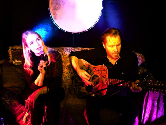 Bliss play I hear you call