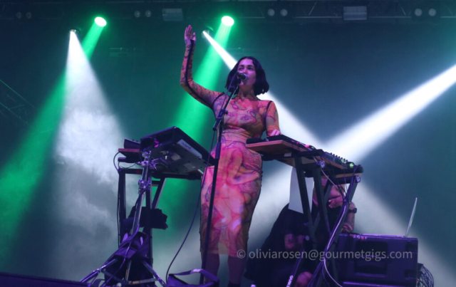 Bdot22_kellyleeowens