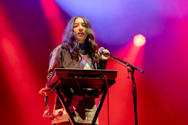 english teacher-BT25-1